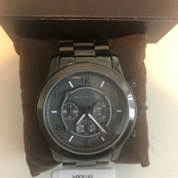 Michael Kors Watch - Picture 2 of 7